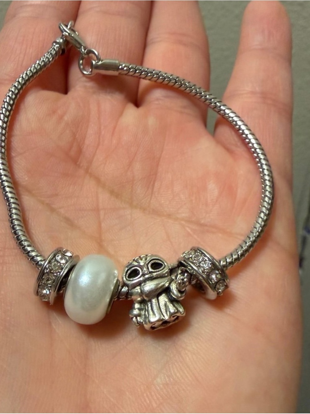 Baby Yoda Charm Bracelet - Picture 2 of 5